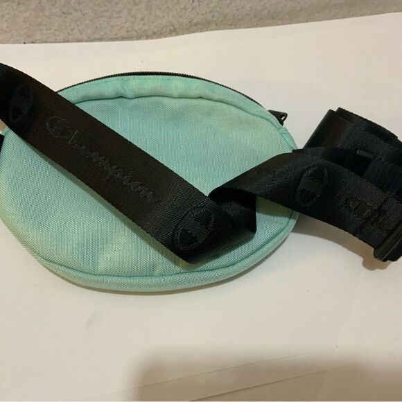 NWOT Champion Core Prime Big C Logo Waist Pack Sherpa Aqua Fanny  Chest Bag - Picture 2 of 4